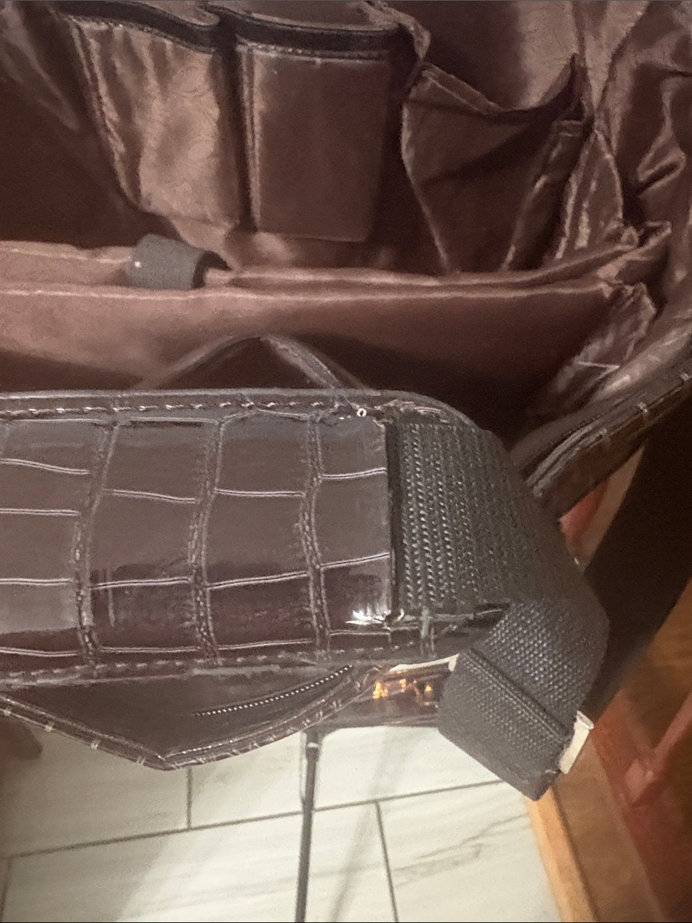 JM New York Women’s Croc-Embossed Laptop Tote Bag in Black - Picture 8 of 11